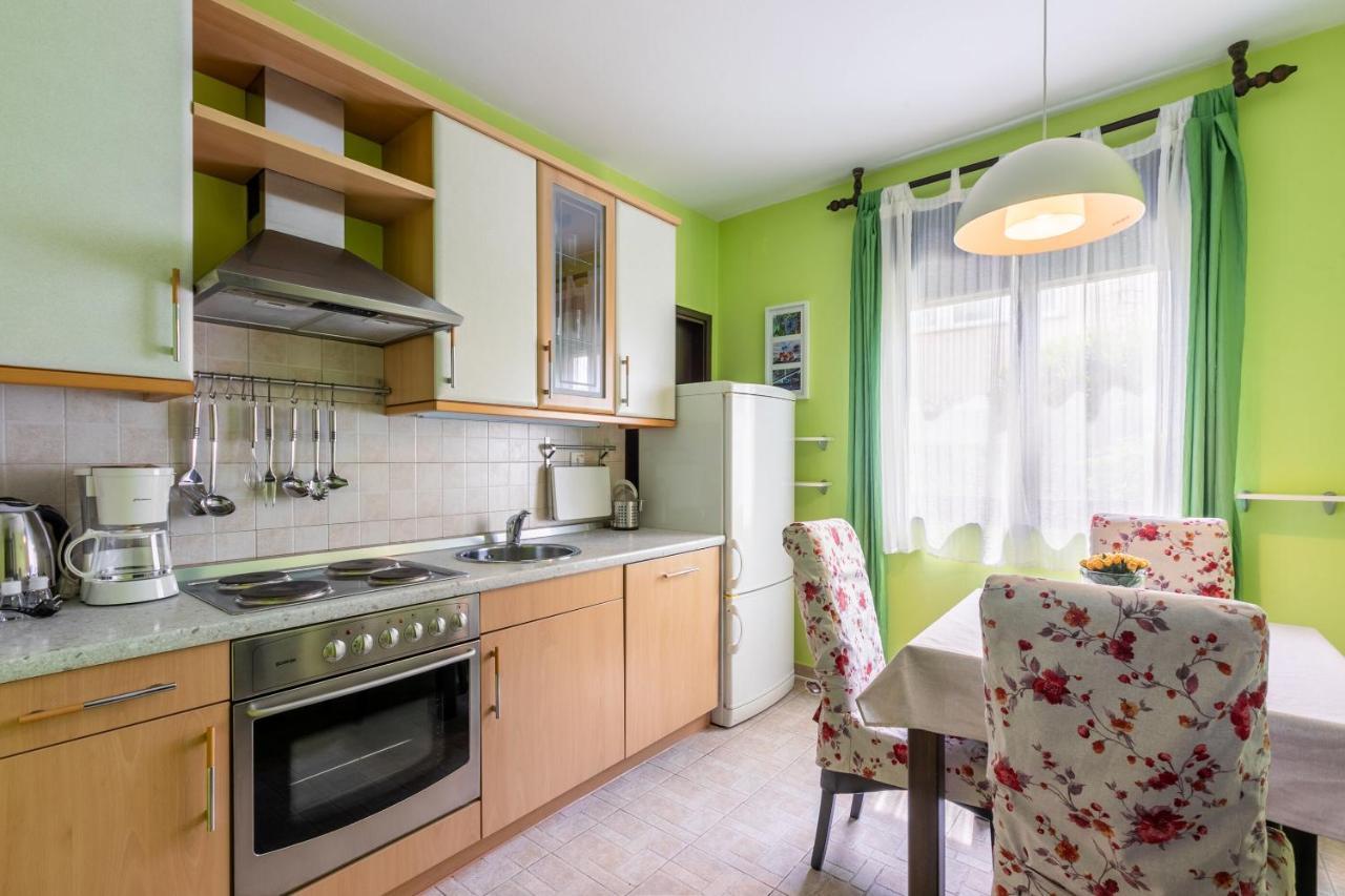 Apartments Zec Selce Zewnętrze zdjęcie