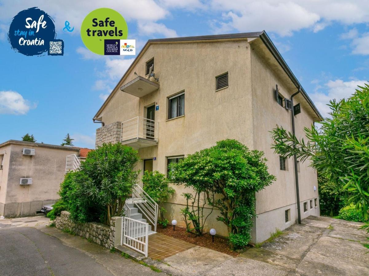 Apartments Zec Selce Zewnętrze zdjęcie