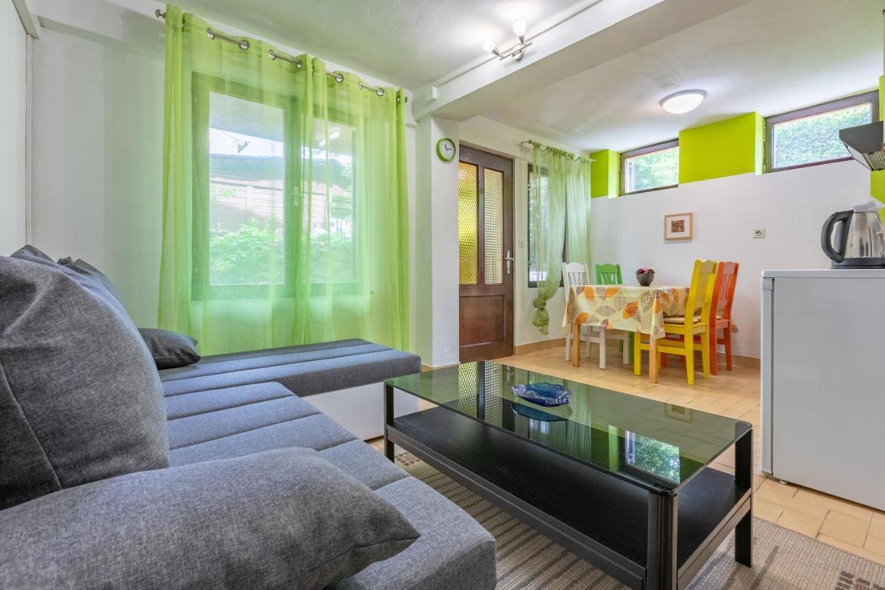 Apartments Zec Selce Zewnętrze zdjęcie